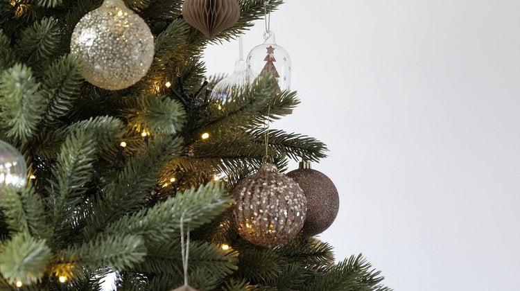 Idée de cadeau Noël Made In France : des sabots artisanaux