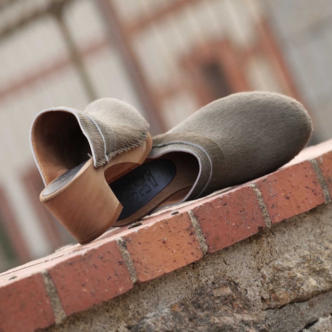 Amandine clogs