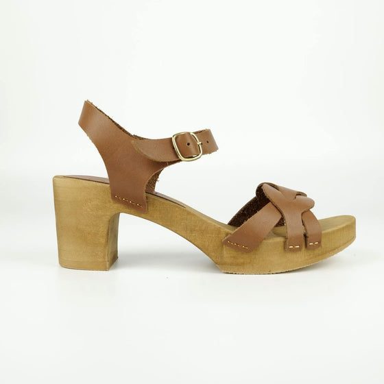 Anaika sandals
