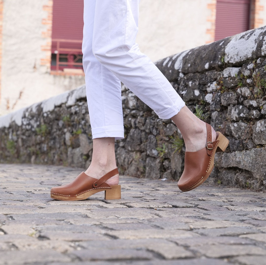 Annaé clogs