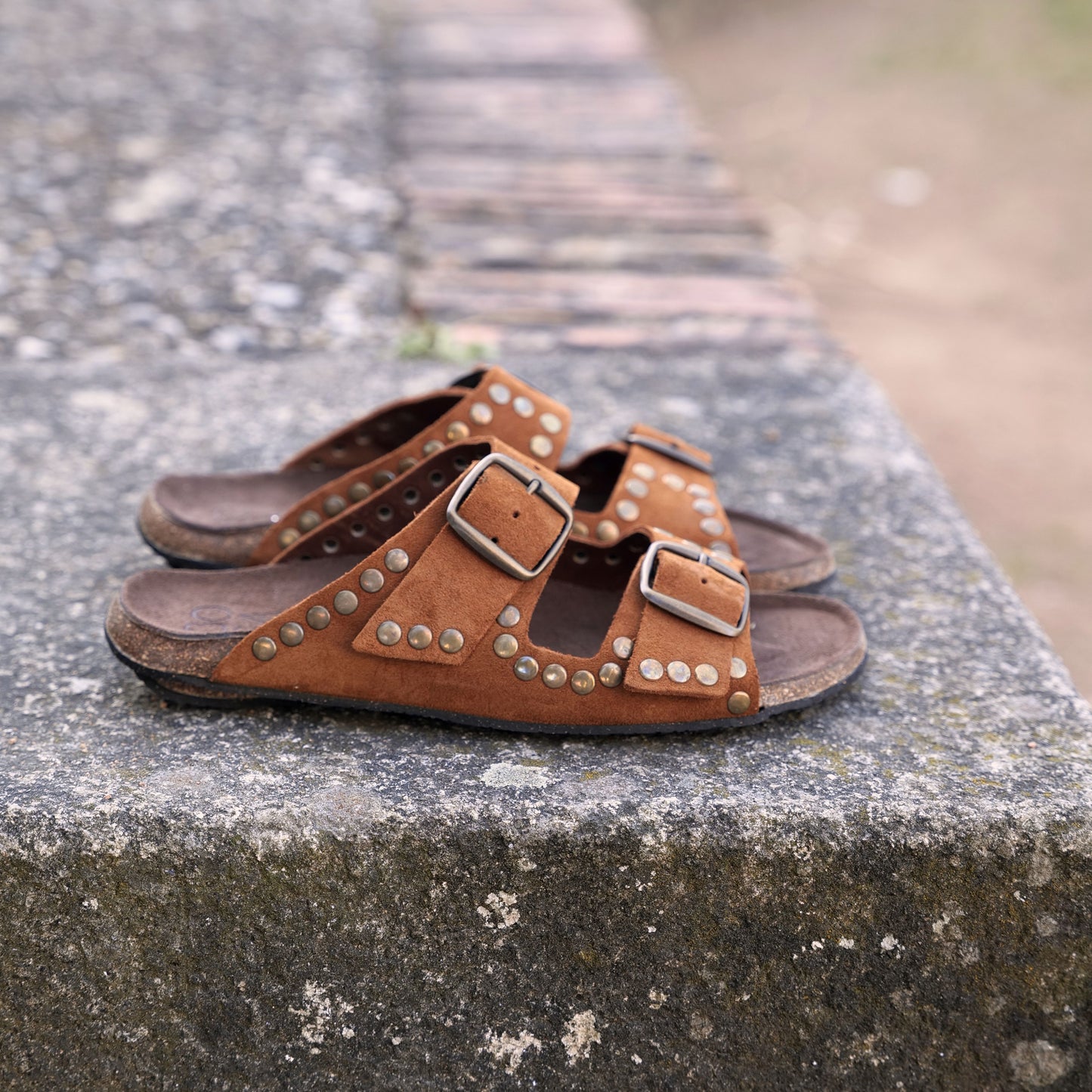 Lisa sandals