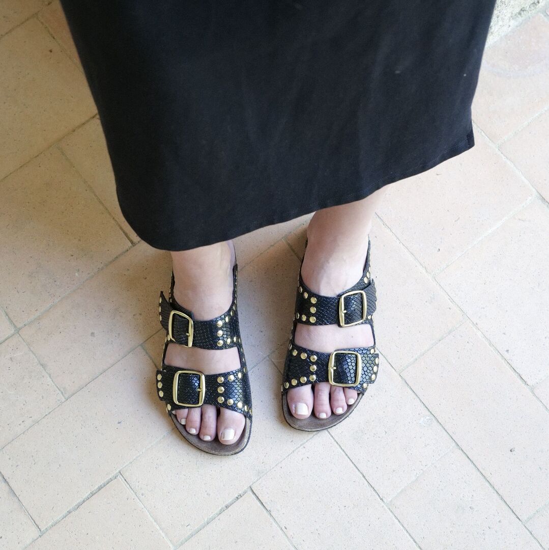 Lisa sandals